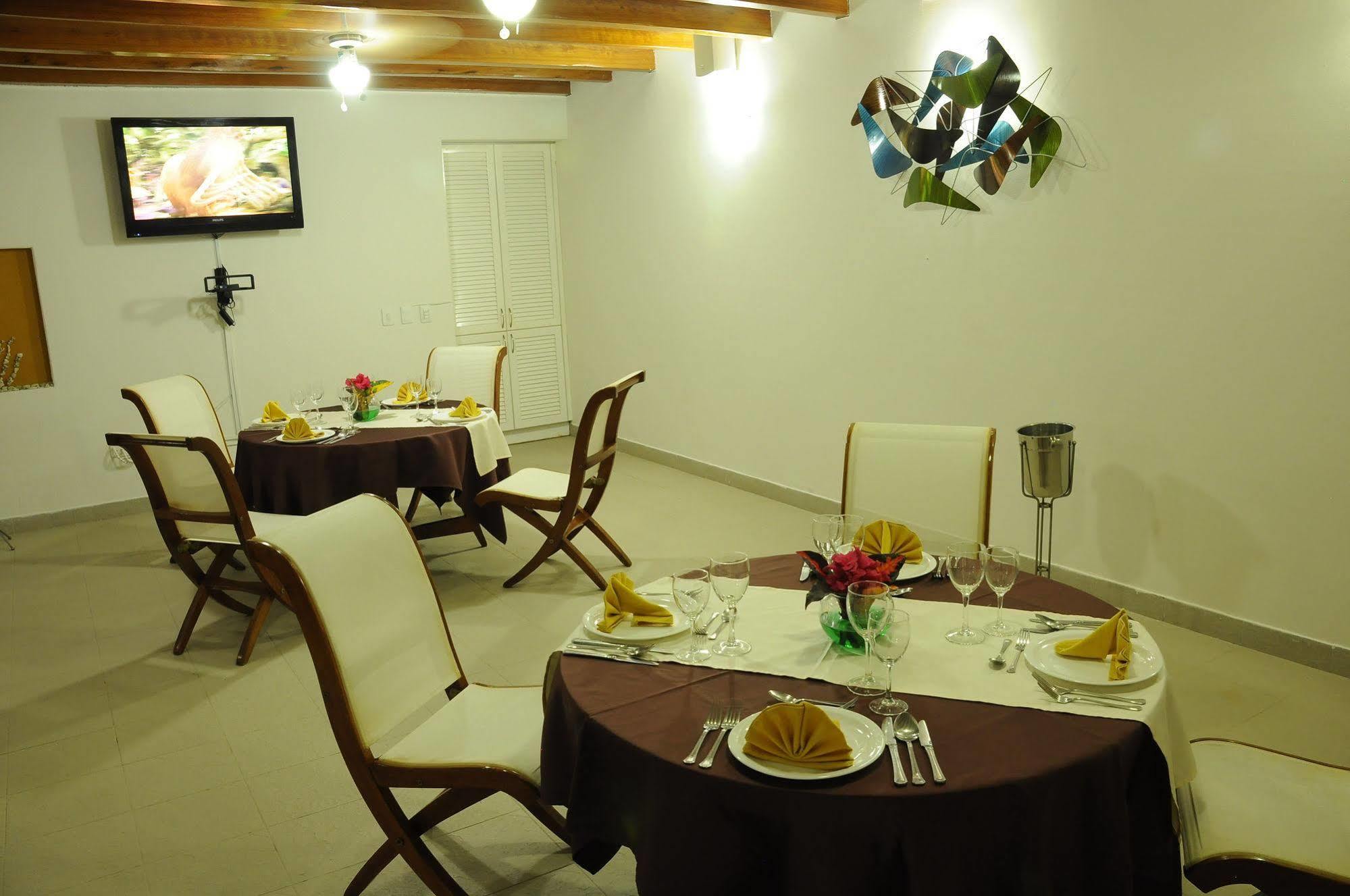 Hosteria Del Parque Machalilla Exterior foto